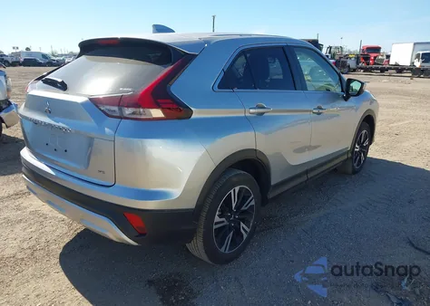 2025 Mitsubishi Eclipse Cross Black Edition S-Awc/Se S-Awc/Sel from USA, damaged, VIN JA4ATWAA7SZ009180